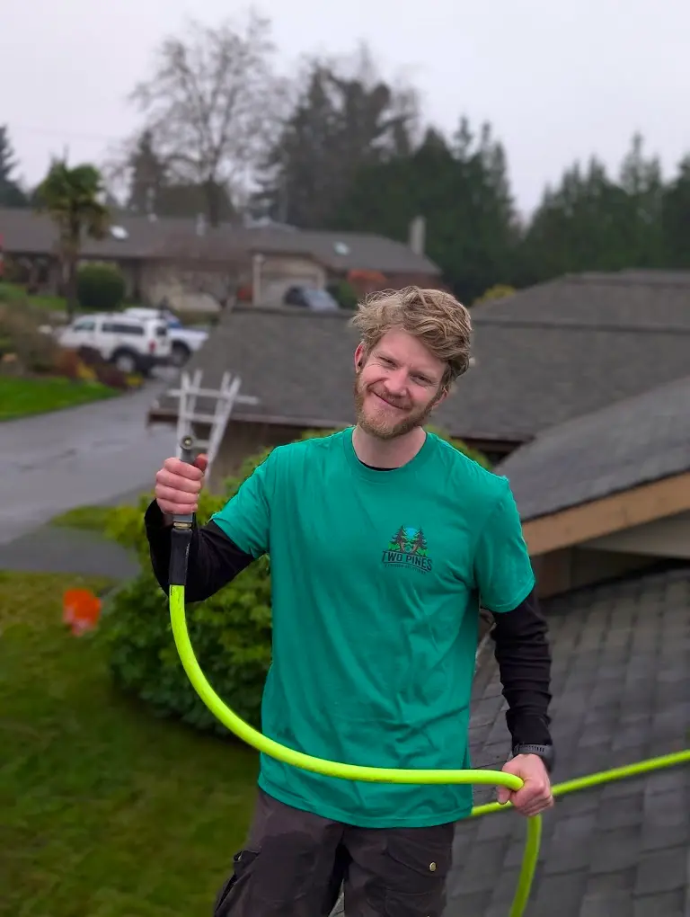 Gutter Cleaning in Victoria, BC